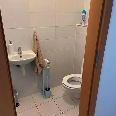 Tp Spacious Stylish Free Parking Apartment