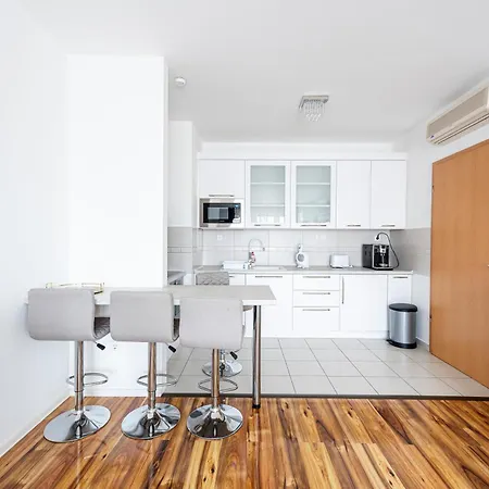 Tp Spacious Stylish Free Parking Lejlighed