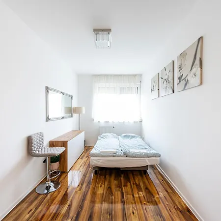 Lejlighed Tp Spacious Stylish Free Parking *