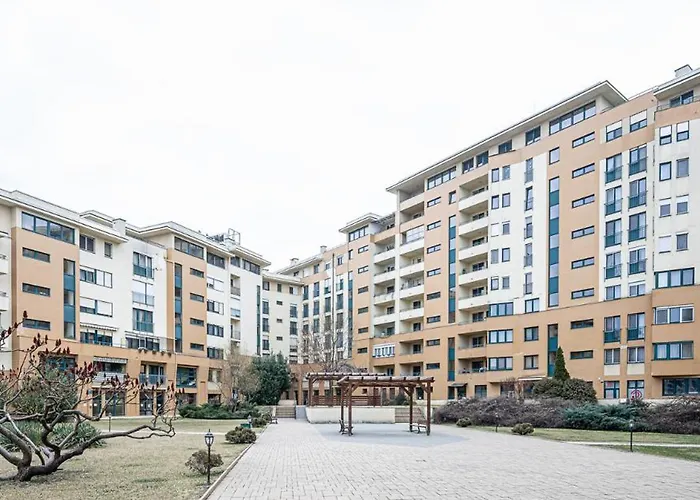 Tp Spacious Stylish Free Parking Apartman
