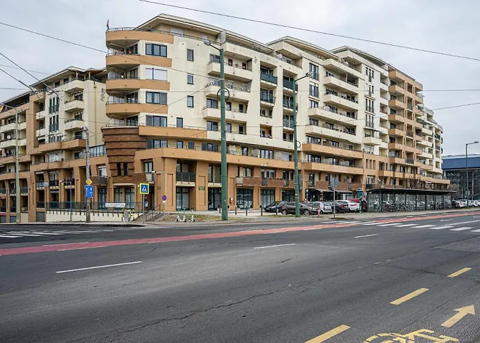 Apartman Tp Spacious Stylish Free Parking