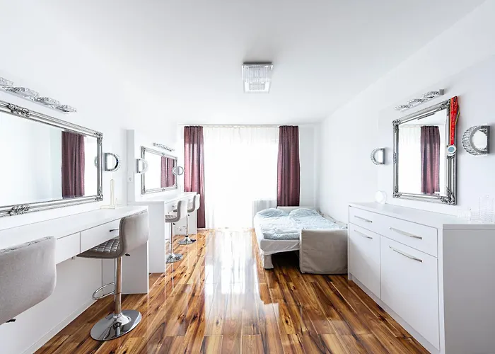 Apartman Tp Spacious Stylish Free Parking